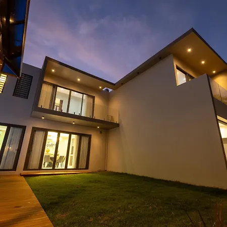 La Villa De Grand Bay Exterior photo